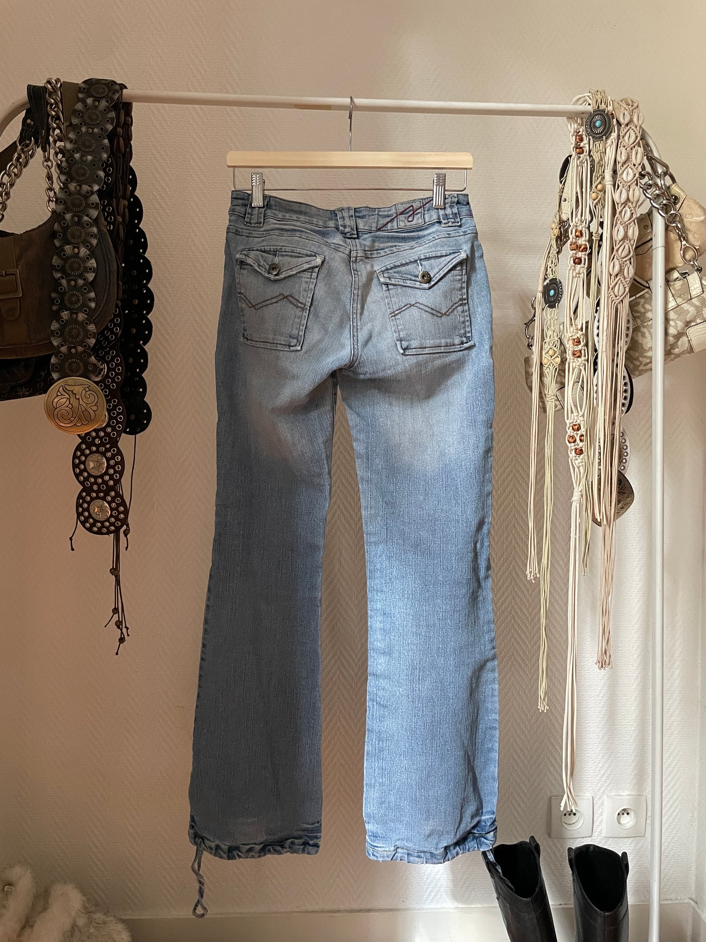 Vintage y2k low raised cargo jeans