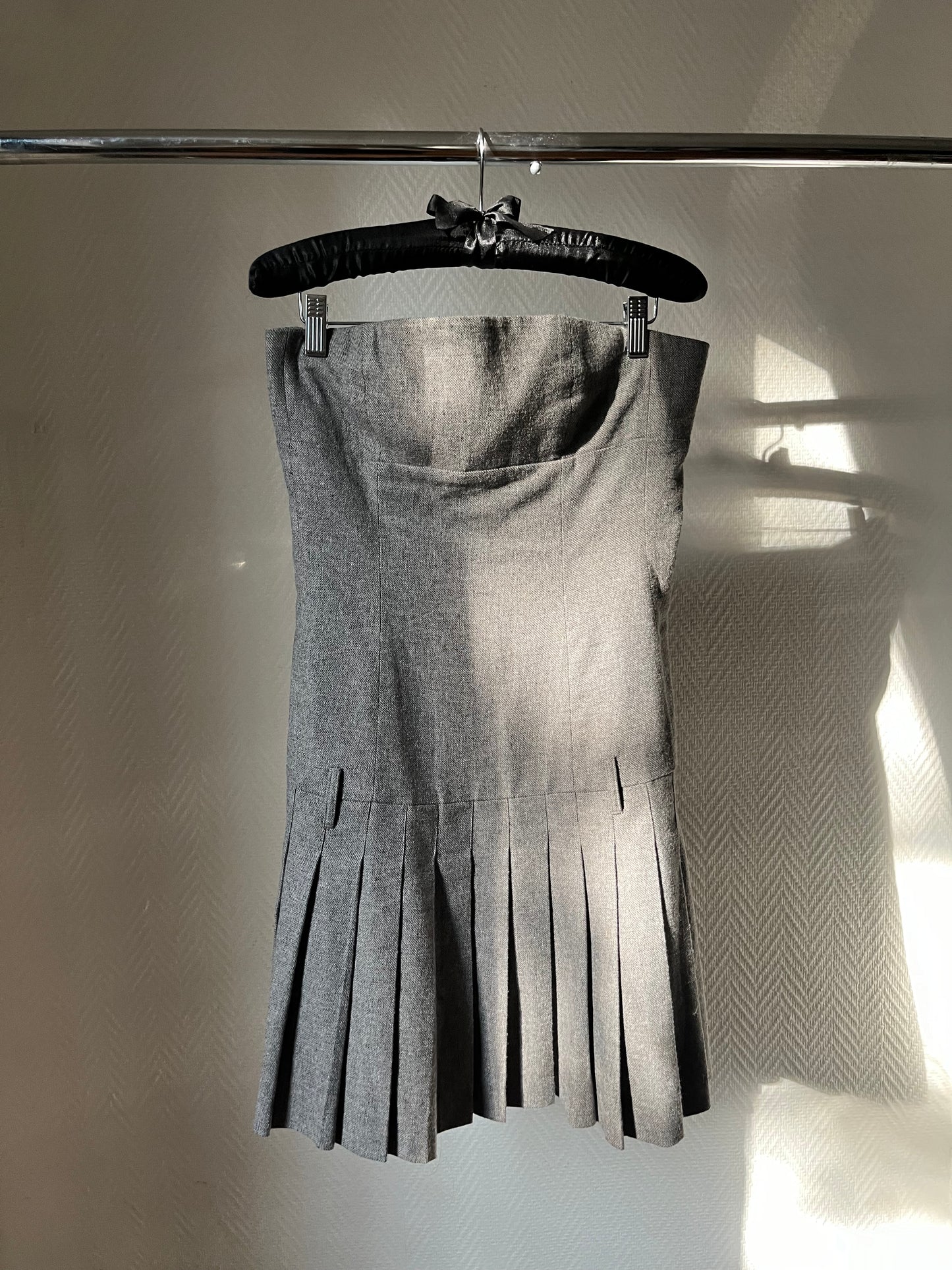 Vintage grey pleated bustier dress