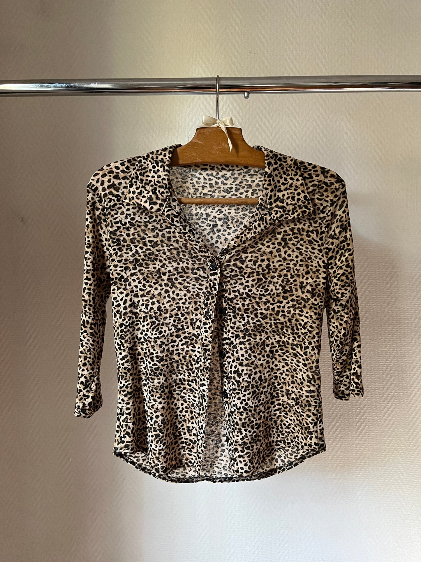 Vintage y2k animal print shirt